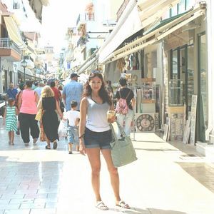 Meet your Posher, Yiota